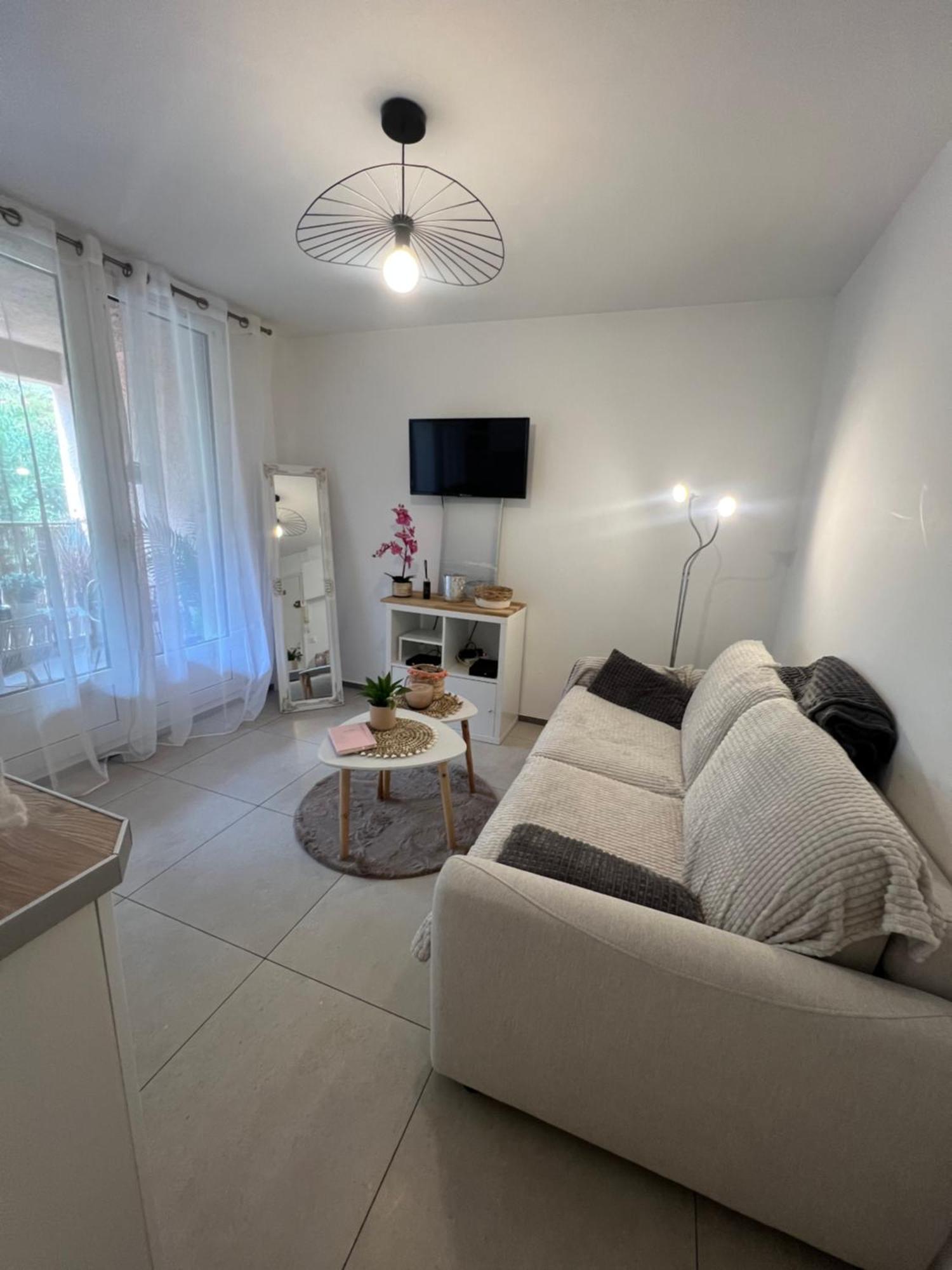 Appartement Pied Dans L'Eau La Seyne-sur-Mer Exterior photo
